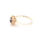 Diamant ring i 18k guld med en safir