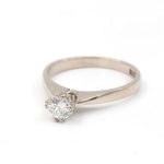 Diamantring i 18k vitguld- 0,37 ct