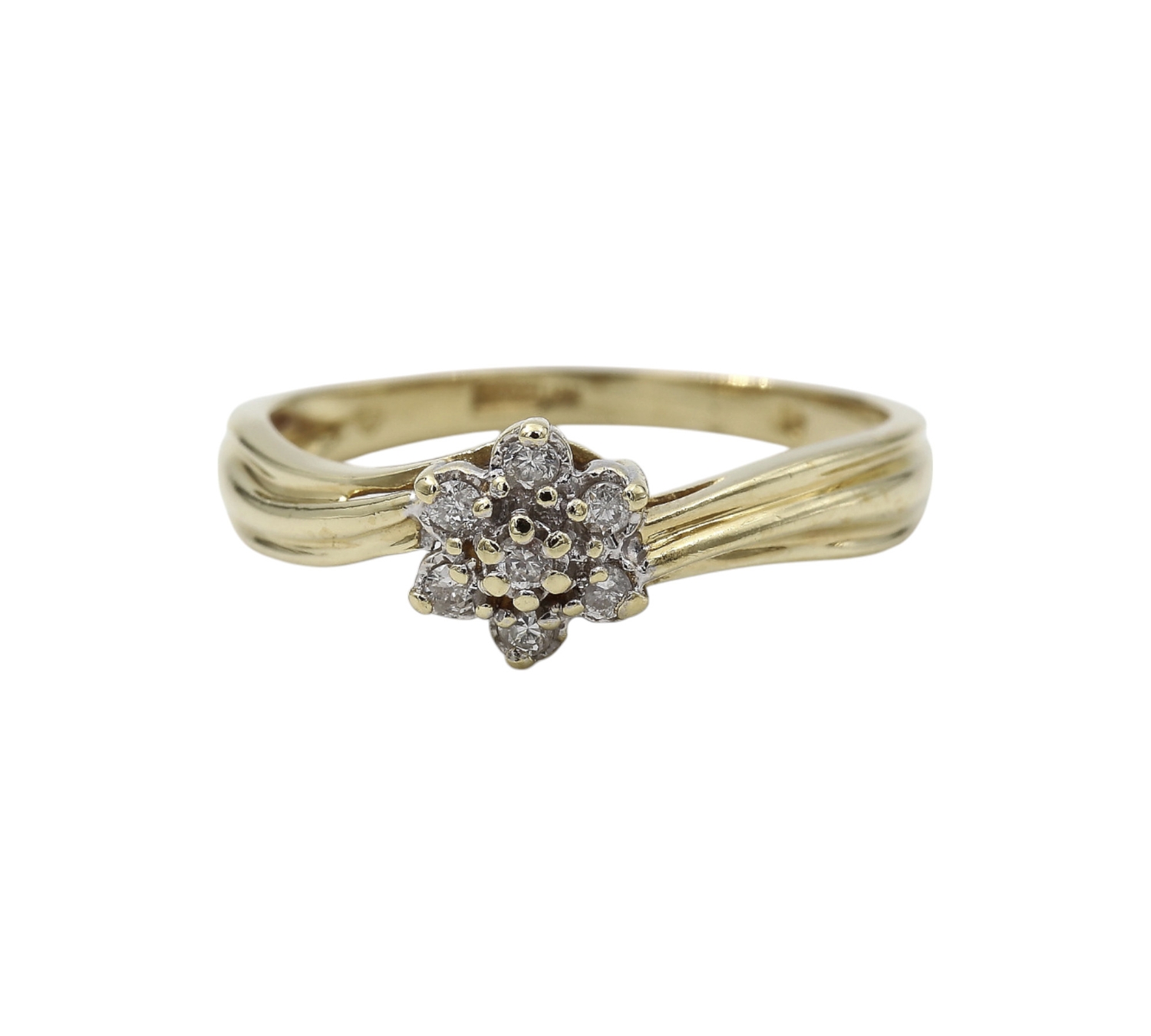 Diamantring i 18k guld med 7 diamanter Diamantring i 18k guld med 7 diamanter