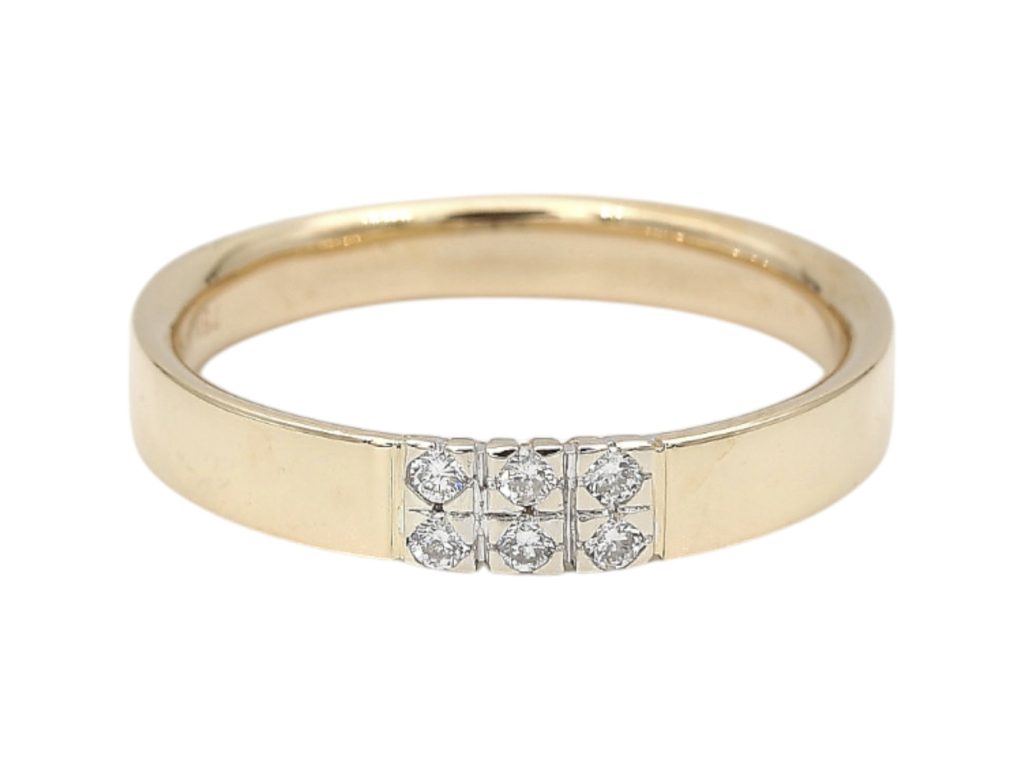 Diamantring i 18k guld med 6 diamanter