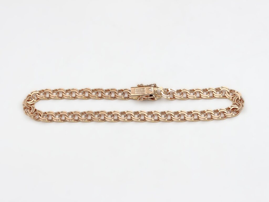 Armband bismarck i 18k guld vikt: 8.15g