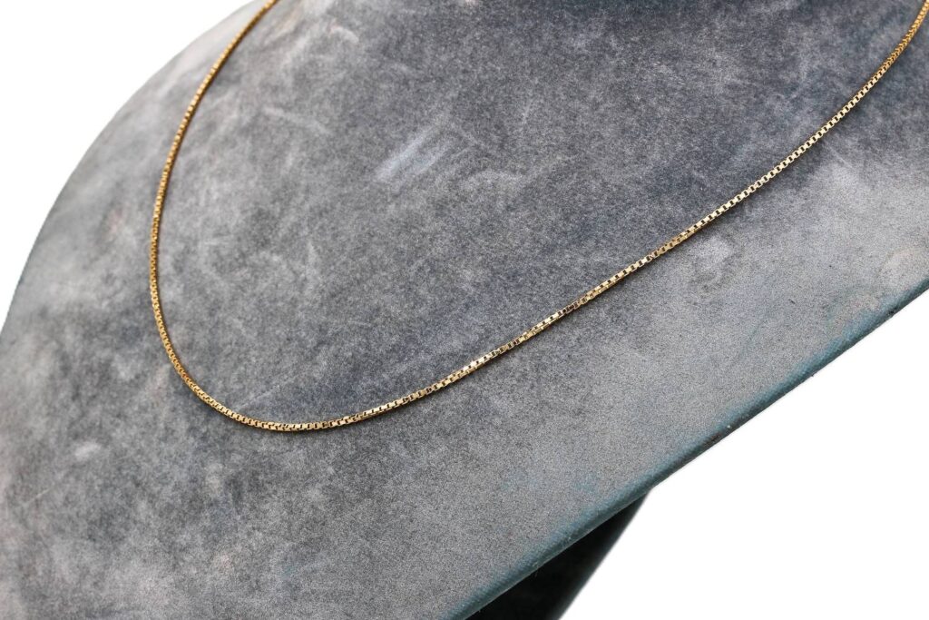 Halsband venezia i 18k guld - vikt:2.97g Halsband venezia i 18k guld - vikt:2.97g