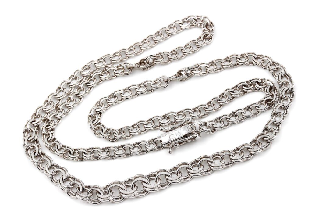 Halsband bismarck i 18k vitguld - doserad.Vikt 15.05g