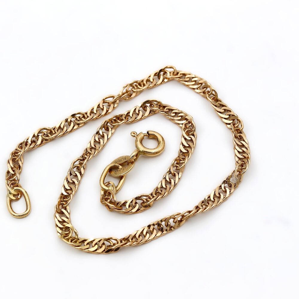 Armband i 18k guld.Vikt 2.60g
