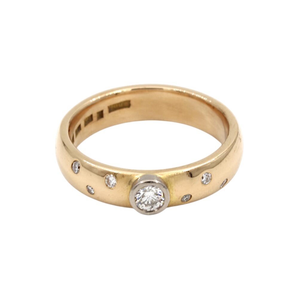 Diamantring i 18K guld
