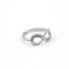 Ring i 18k guld med blåa Diamanter -ca 0,20ct