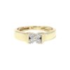 Diamantring i 18k guld med 4 diamanter