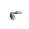 Diamant ring i 14k vitguld med en safir