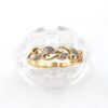 Ring i 18k guld med små diamanter.Vikt 1.89g