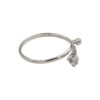 Ring i 18k vitguld med en liten diamant