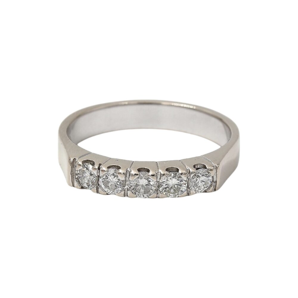 Diamantring i 18k vitguld på  0,5 ct WSI