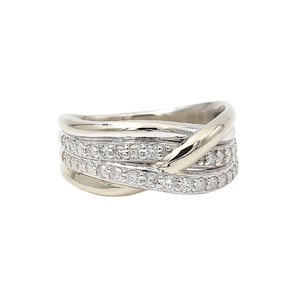 Diamantring i 14k vitguld