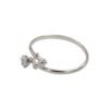 Ring i 18k vitguld med en liten diamant