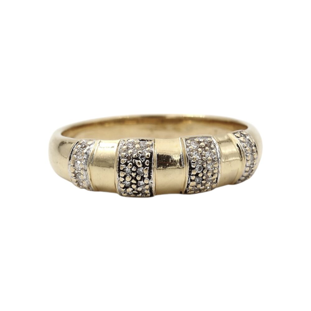 Diamantring i 18k guld