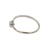 Ring i 18k vitguld med en liten diamant