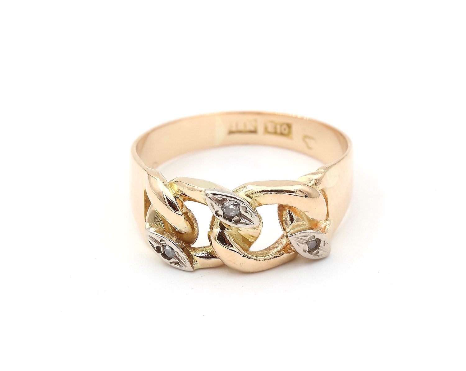 Bismarck ring i 18k guld med diamanter