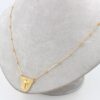 Matti J Hyvärinen halsband med hänge i 18k guld. vikt:5,32g