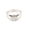 Ring i 18k vitguld med diamanter på totalt 0.48 ct.Vikt 4.1g