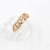 Ring bismarck i 18k guld.Vikt 2.74g