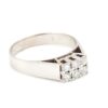 Ring i 18k vitguld med diamanter på totalt 0.48 ct.Vikt 4.1g