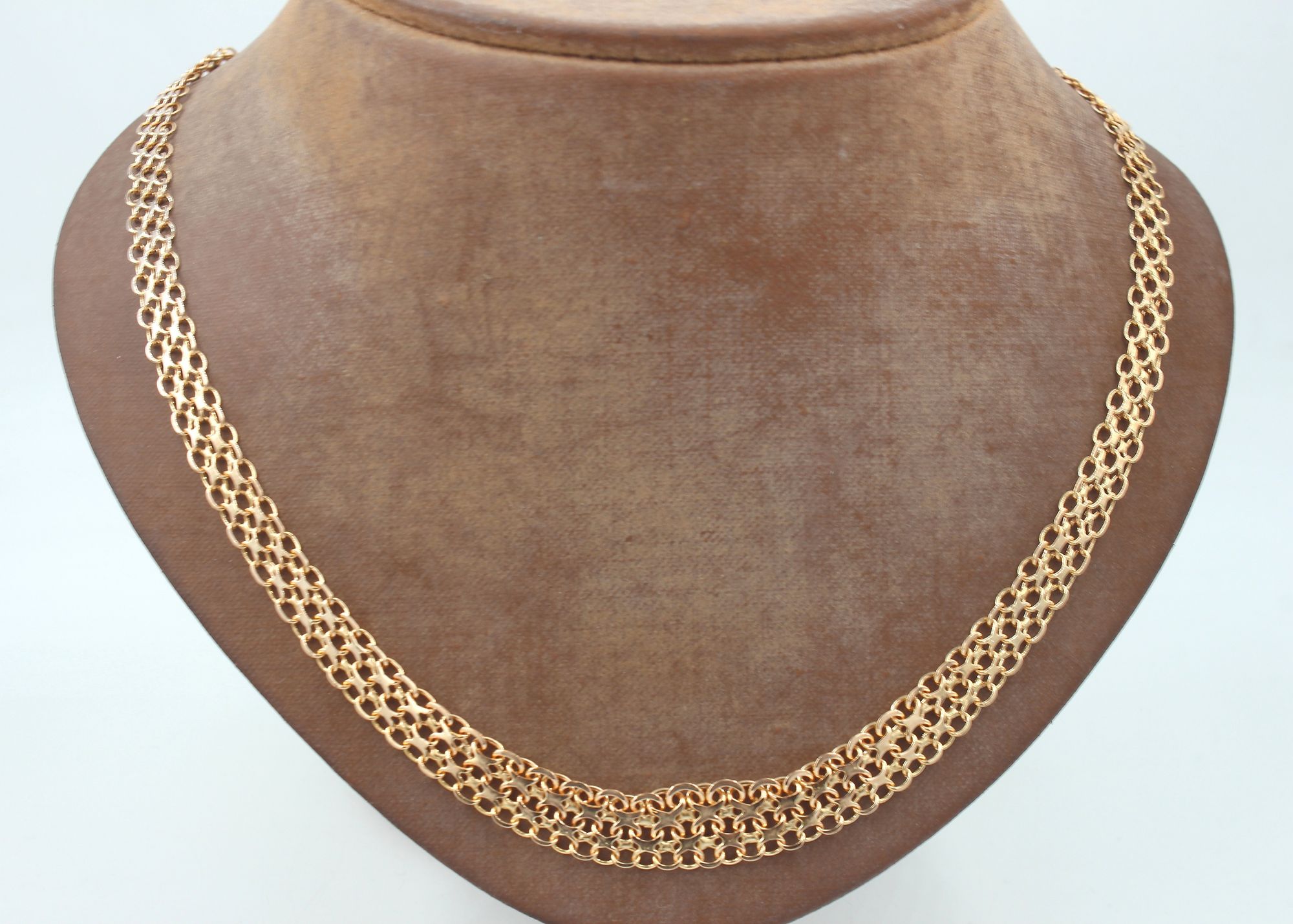 X-länk halsband i 18k guld doserad, 2x. vikt: 20,95g