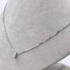 Halsband med diamanthänge i 18k vitguld ca 0,03ct diamant. vikt: 2,56g