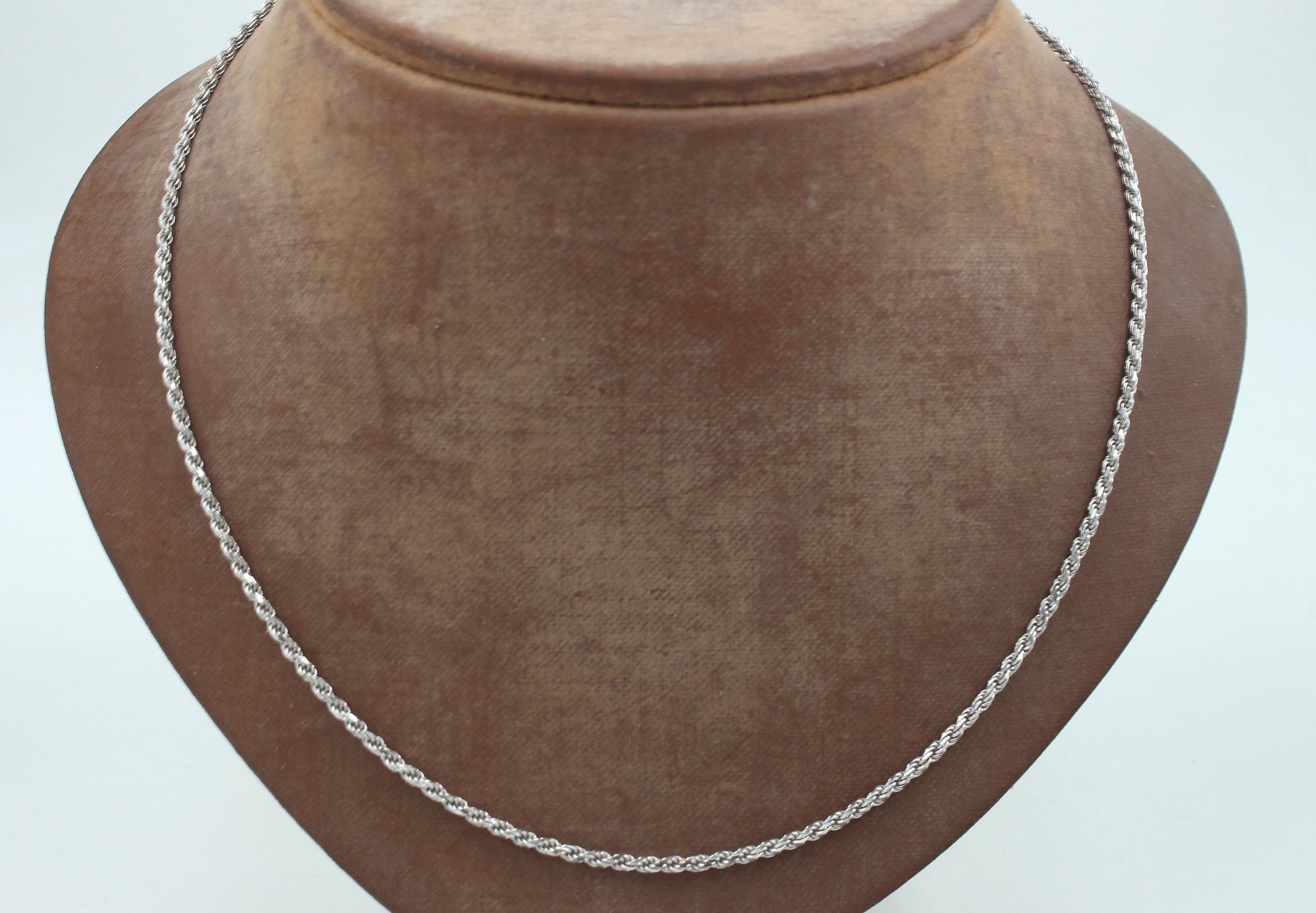 Cordell halsband i 18k vitguld-massiv vikt: 8 g
