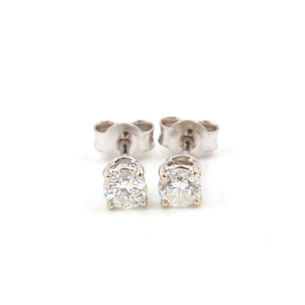 Diamant örhängen i 18k vitguld-ca 0,45 ct totalt