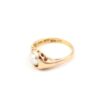 Ring med en pärla av Bengt hallberg i 18k guld. vikt: 3,8g