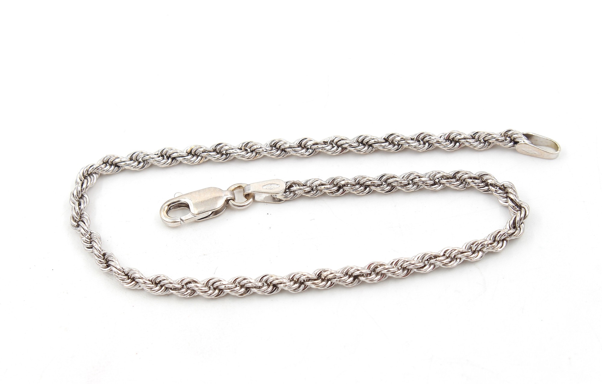 Cordell armband i 18k vitguld. vikt: 2,3 g