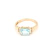 Diamant ring i 18k guld med en akvamarin. vikt: 3,63g