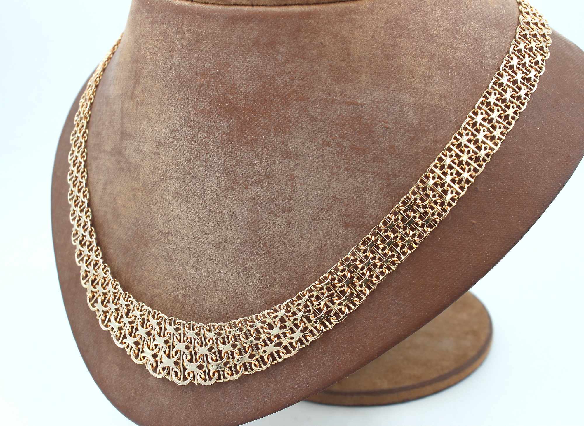 X-länk halsband med stavar i 18k guld 3X. vikt: 35g