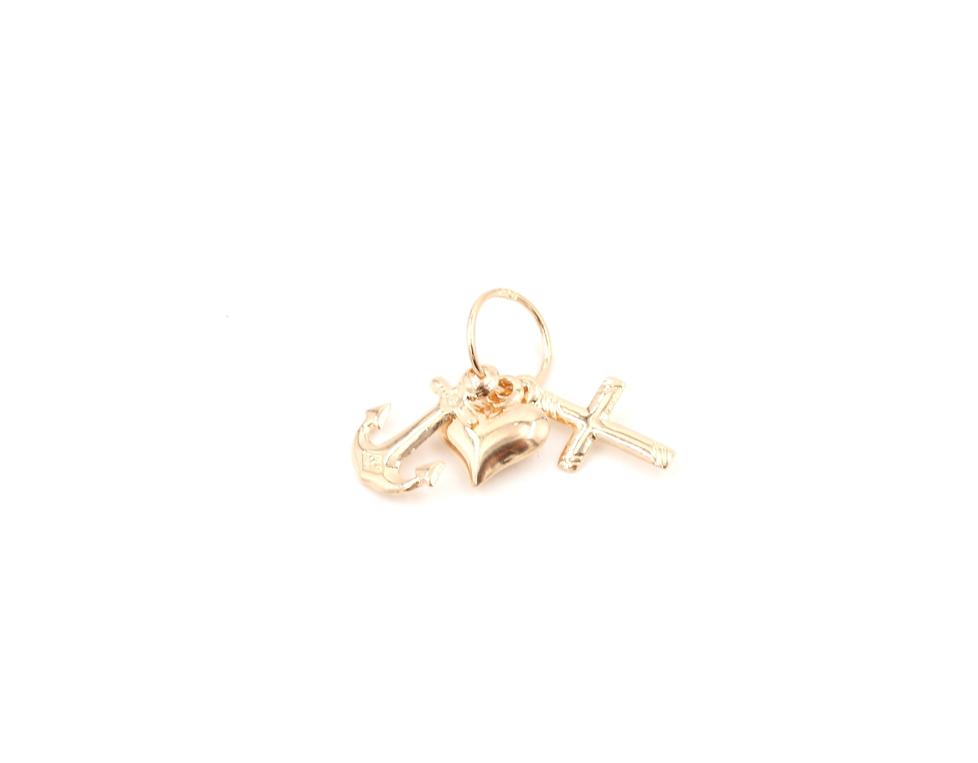 Hänge tro, hope & kärlek i 18k guld. vikt:0,45g