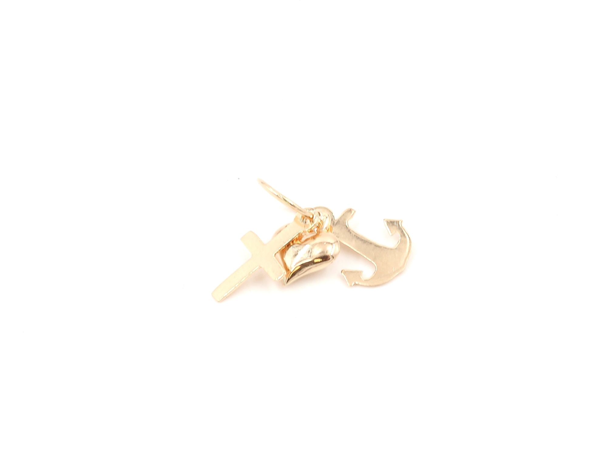 Hänge tro, hope & kärlek i 18k guld. vikt:0,45g