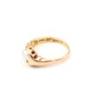 Ring med en pärla av Bengt hallberg i 18k guld. vikt: 3,8g