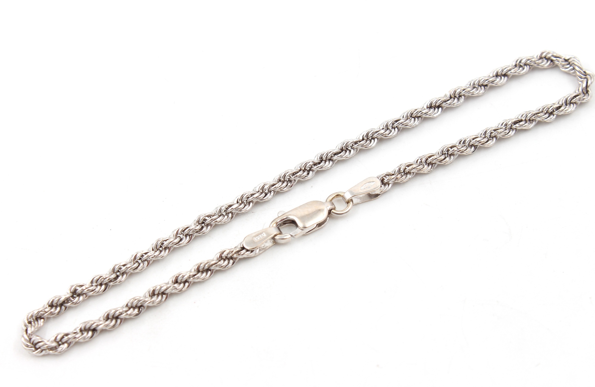 Cordell armband i 18k vitguld. vikt: 2,3 g