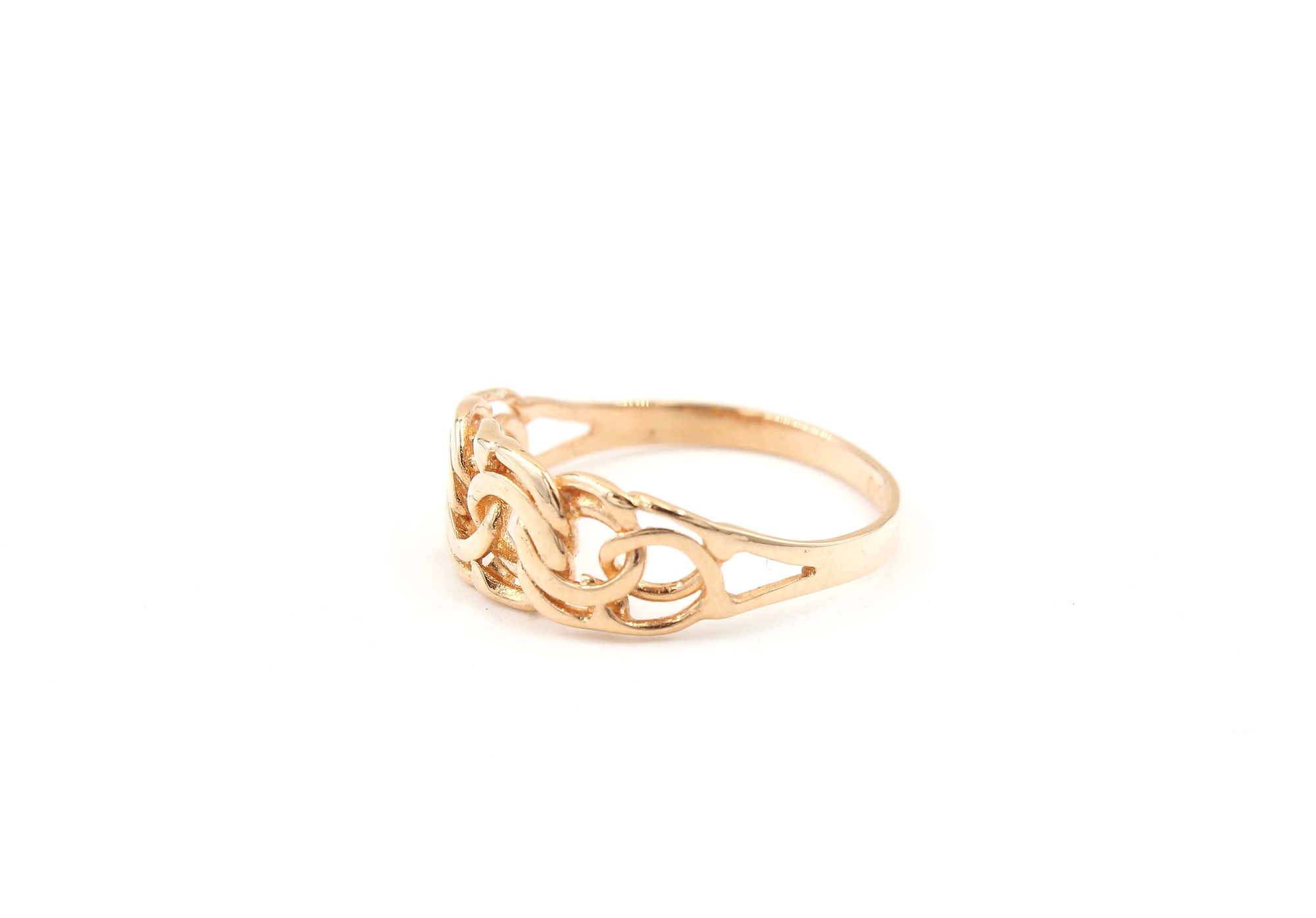 Bismarck ring i 18k guld. vikt: 1,66g