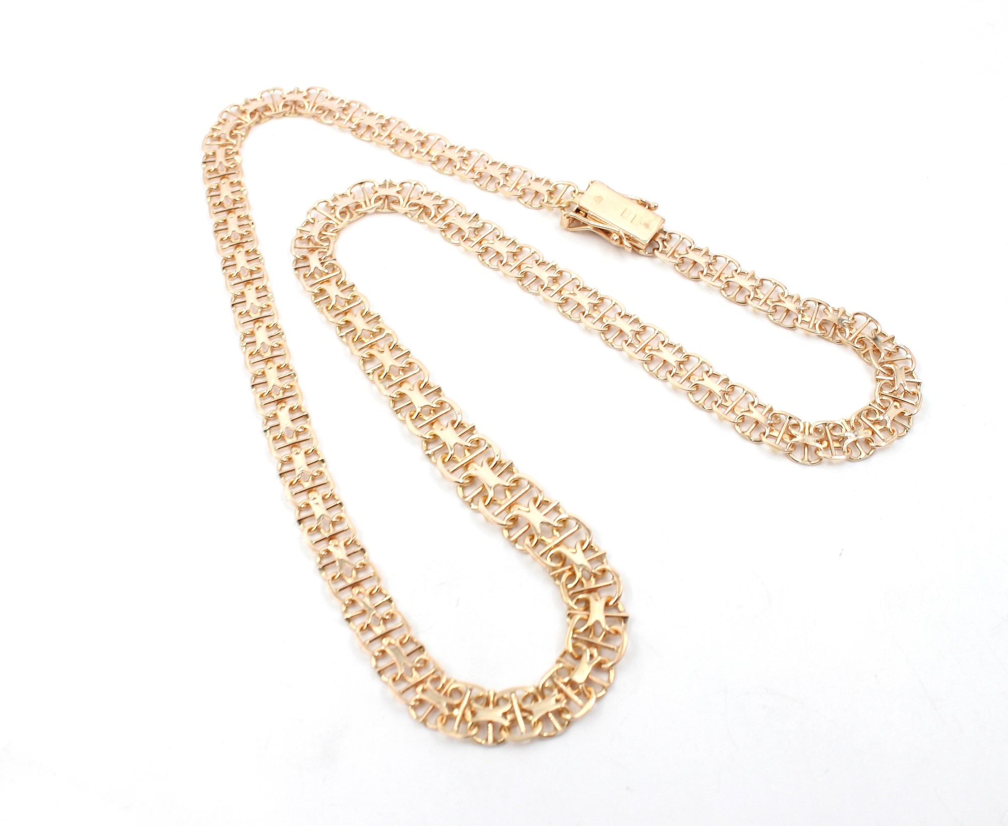 X-länk halsband med stavar i 18k guld. vikt: 15,4g