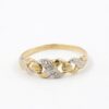 Bismarck ring i 18k guld med diamanter. vikt: 1,7g