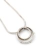 Halsband med ett diamant hänge i 18k vitguld.Vikt:7.43g