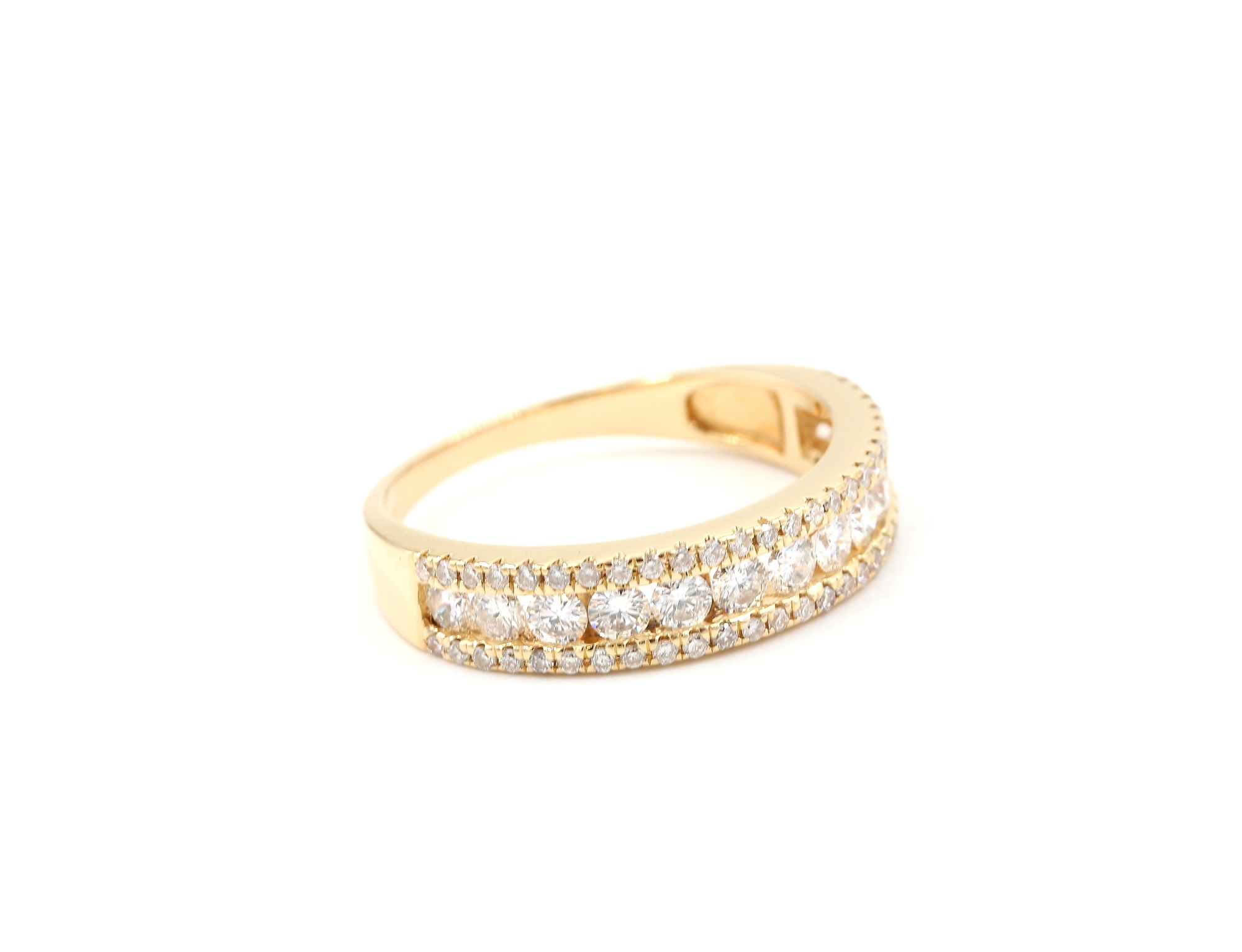 Diamantring i 18k guld ca 0,45 ct. vikt: 3,57 g