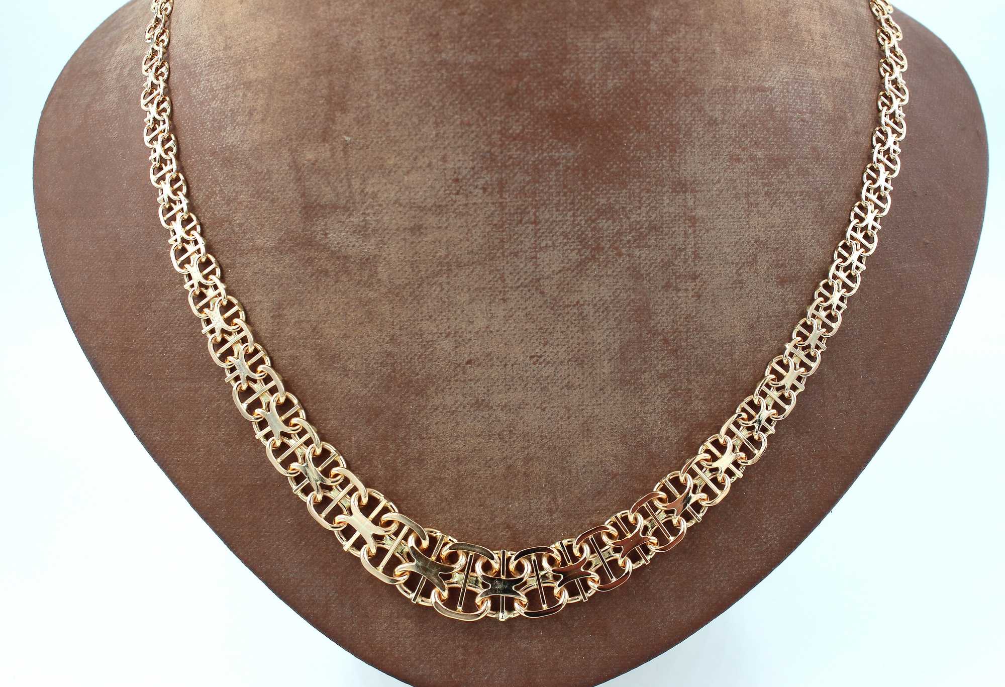 X-länk halsband i 18k guld. vikt: 8g