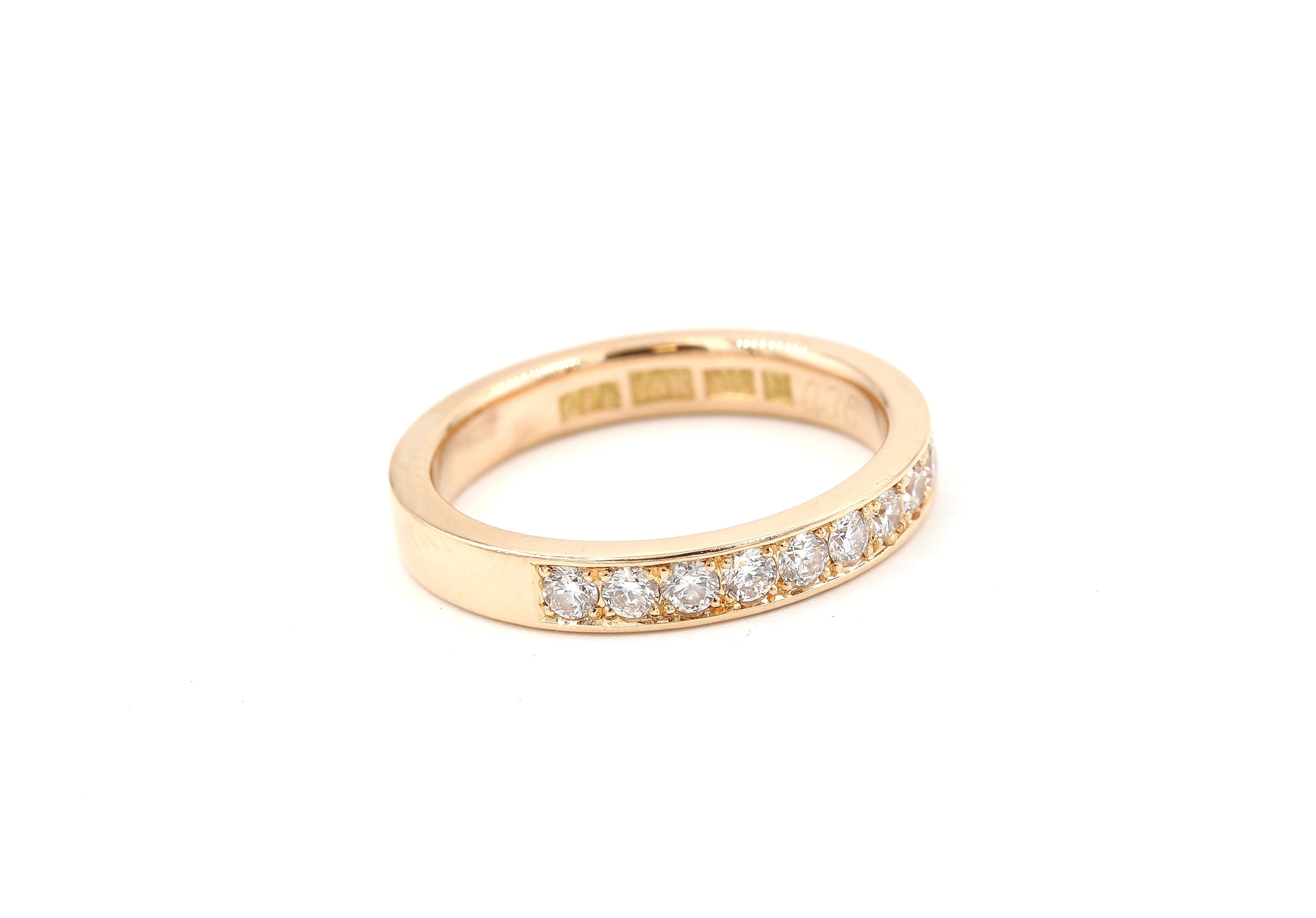 Diamantring i 18k guld 0,36 ct. vikt: 3,2g