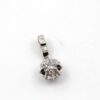 Hänge i 18k vitguld med en diamant på ca 0.05 ct.Vikt 0.34g