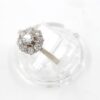 Diamantring i 18k vitguld på totalt 0.76 ct diamanter.Vikt: 3.17g