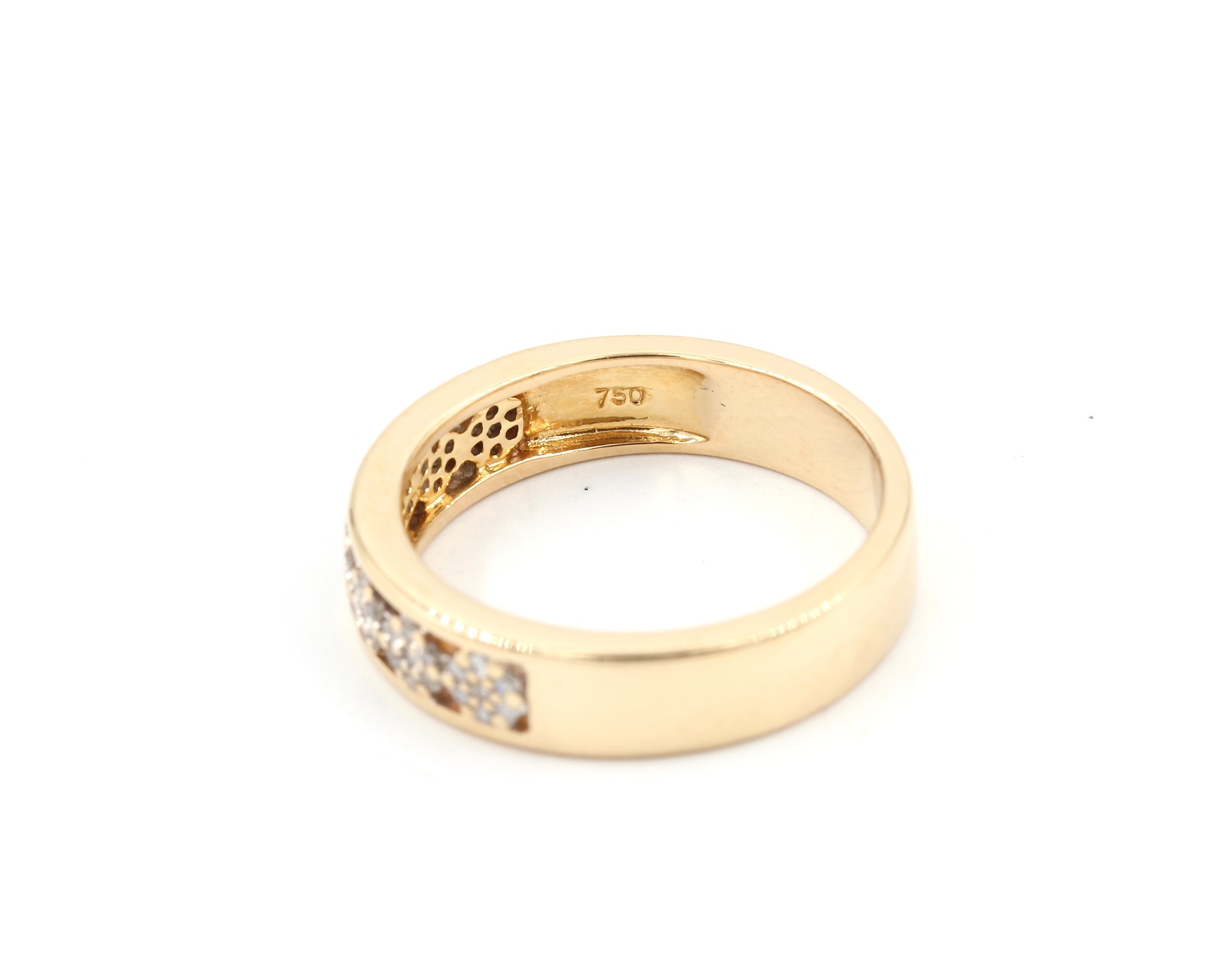 Diamantring i 18k guld . vikt: 5,25g