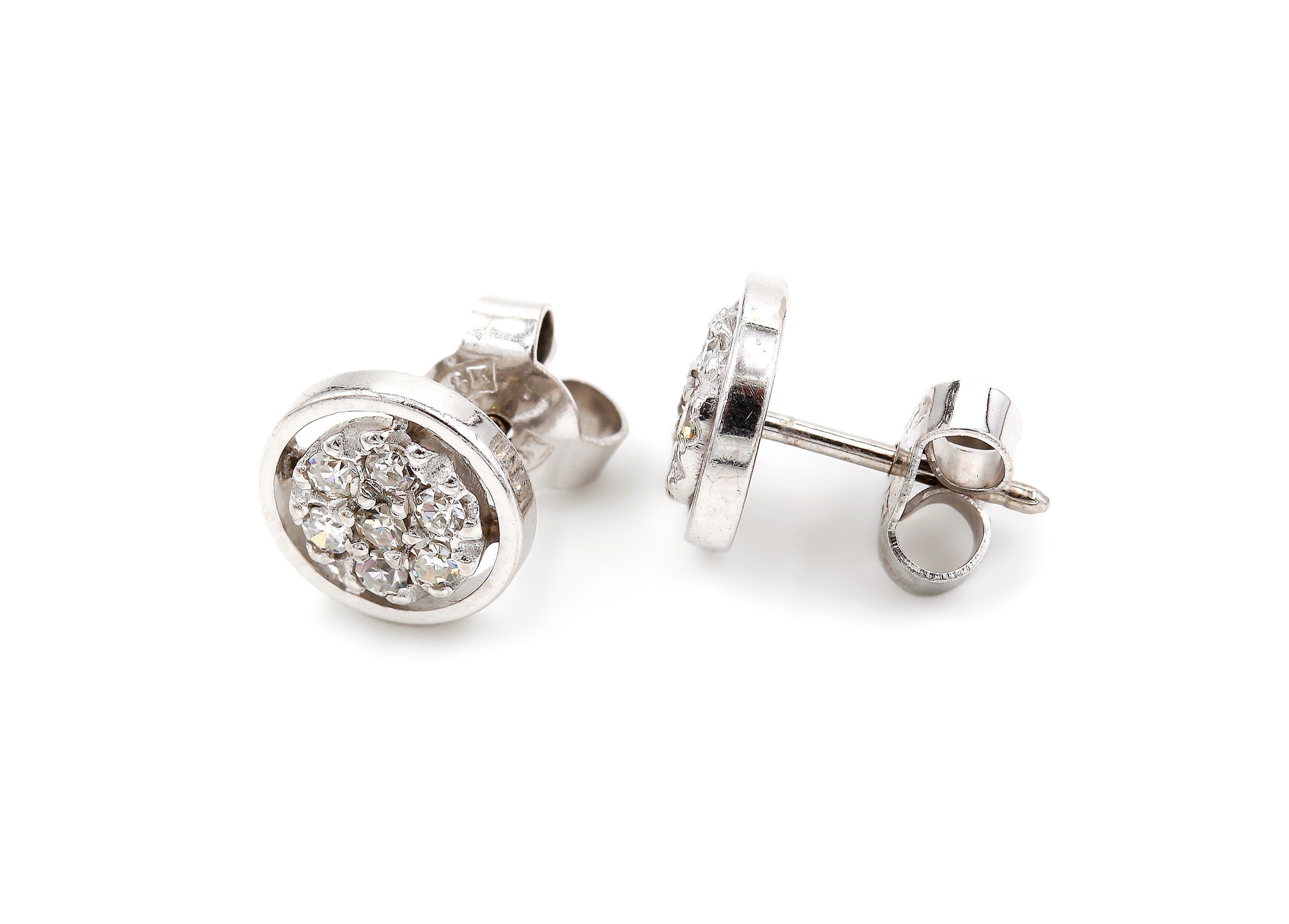 Diamantörhängen i 18k vitguld.Vikt 2.48g