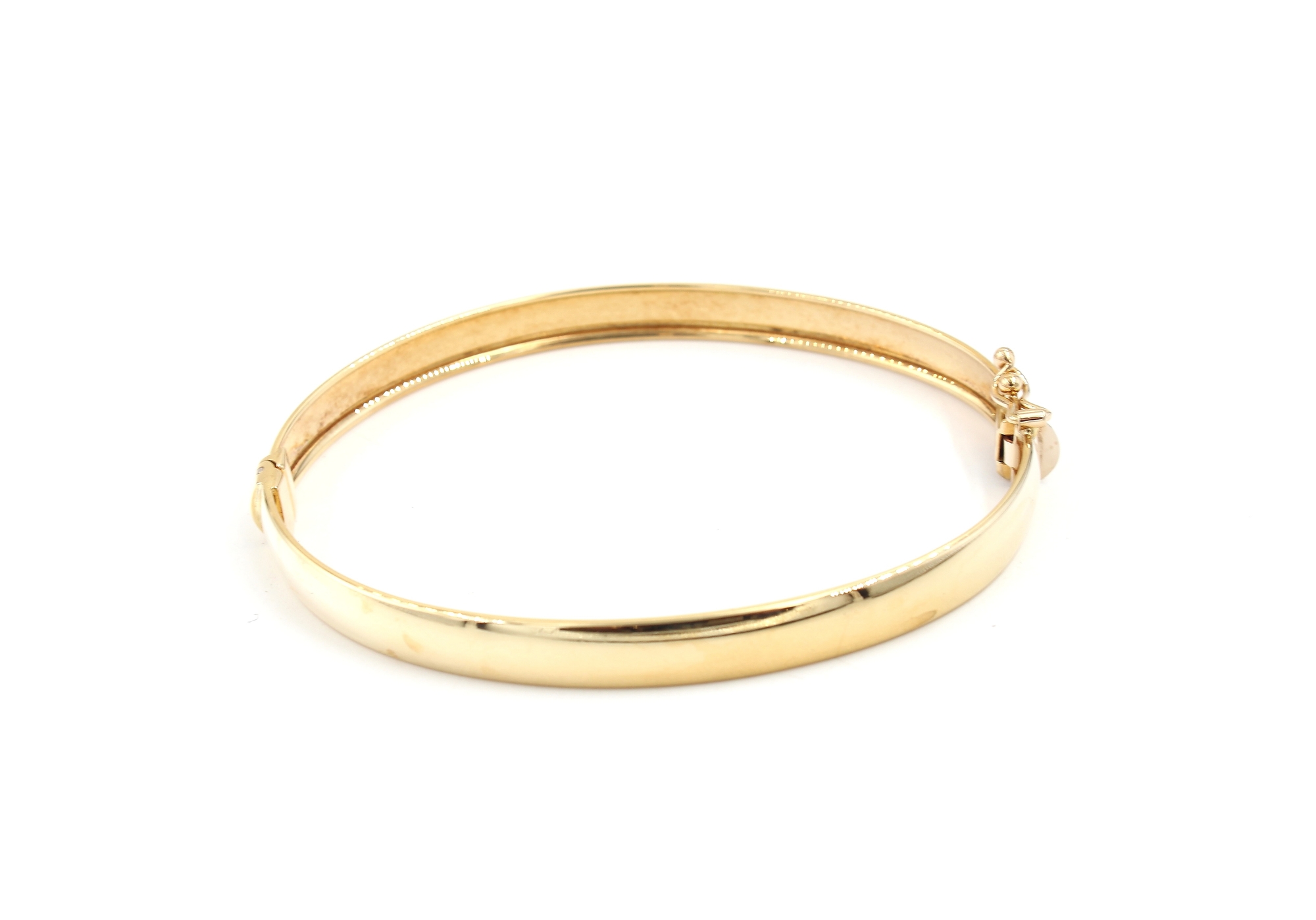 Stelt armband i 18k guld. vikt:9,4g