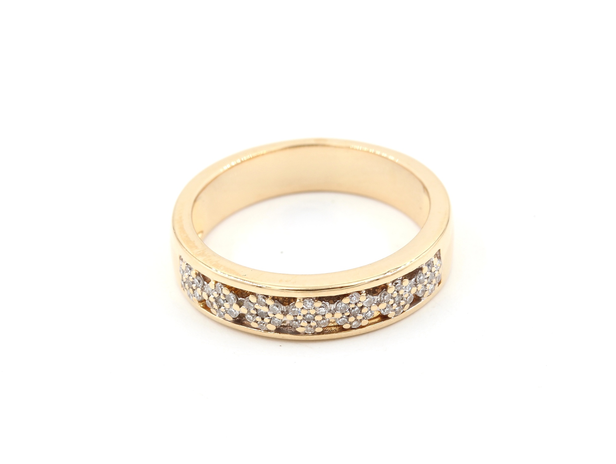 Diamantring i 18k guld . vikt: 5,25g