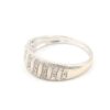 Diamntring i 18k guld. vikt: 3,5g